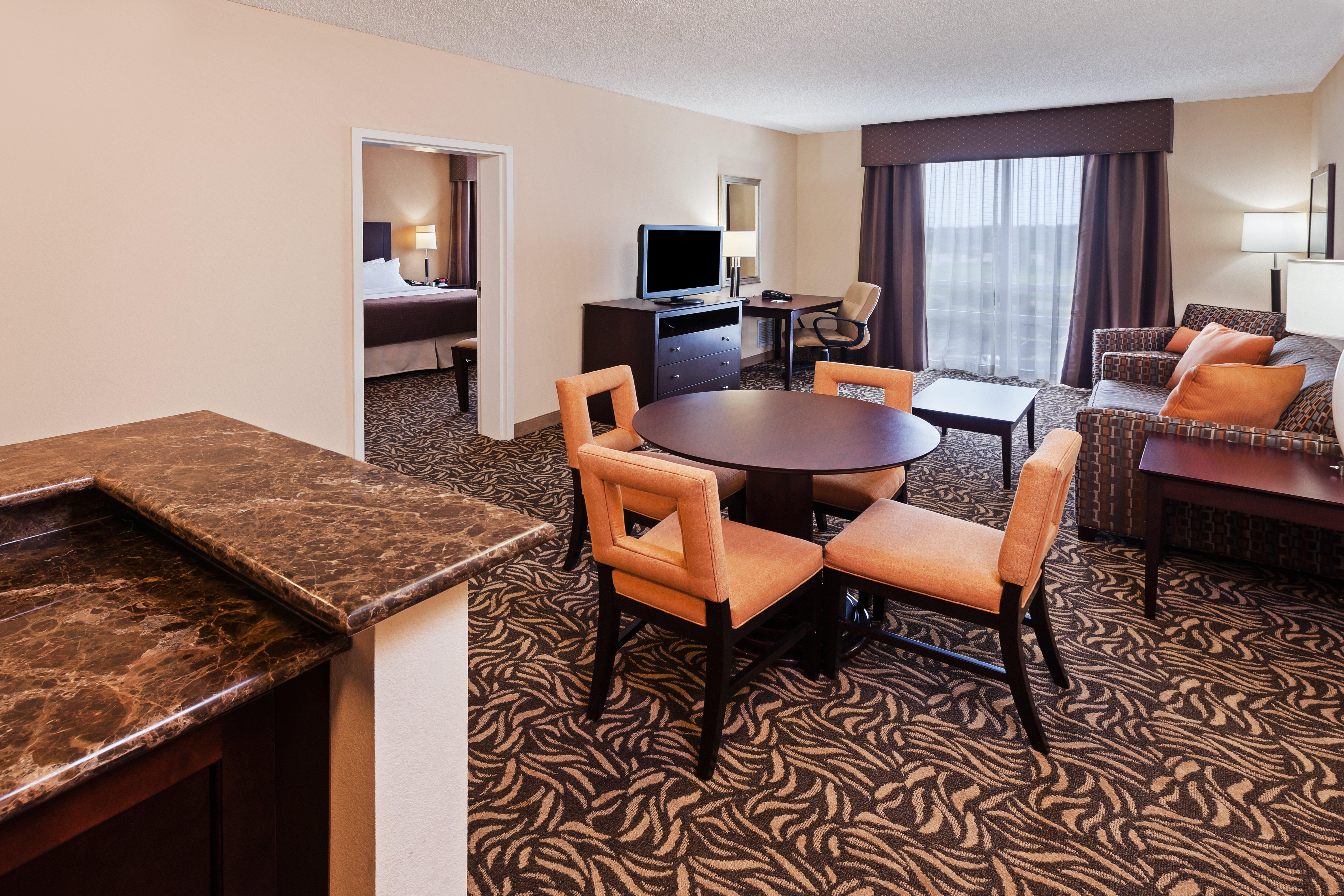 Holiday Inn Ardmore By Ihg Exterior photo