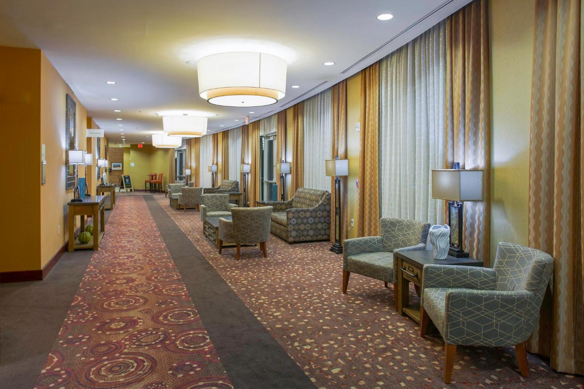 Holiday Inn Ardmore By Ihg Exterior photo